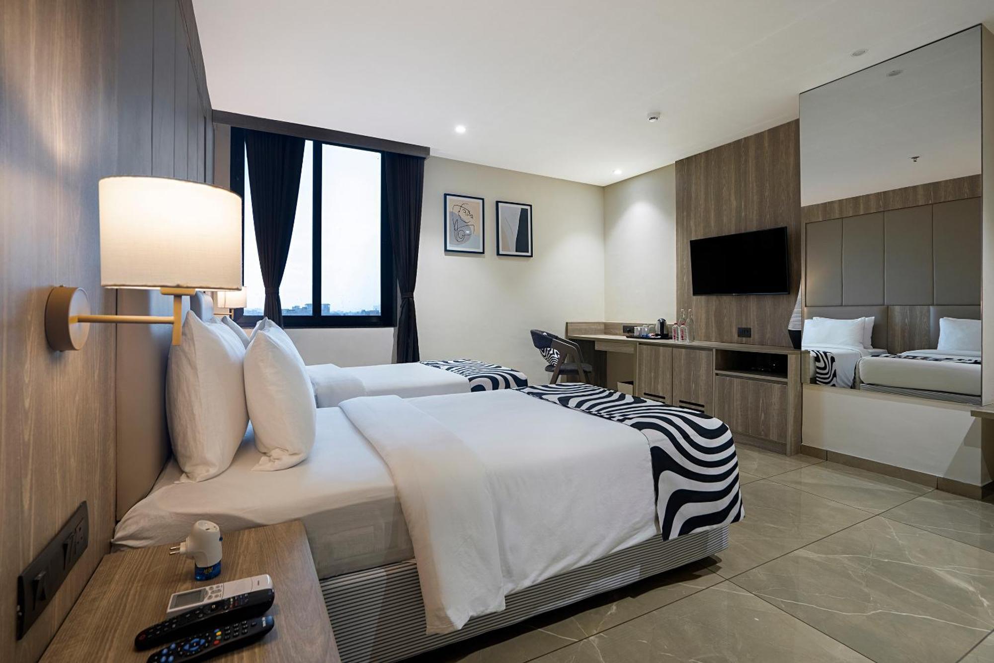 Sunday Hotel 4*